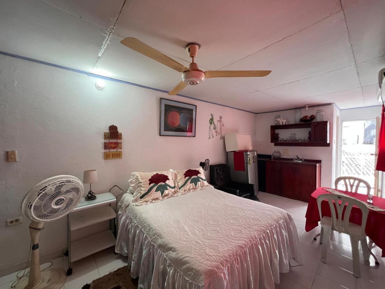 Apartamentos Y Estudios Manga Real Cartagena Eksteriør billede
